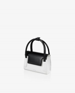 Find Kapoor Marty Bag 18 Crinkled Tote Women's Crossbody Bags White Black | CRJ1162GC